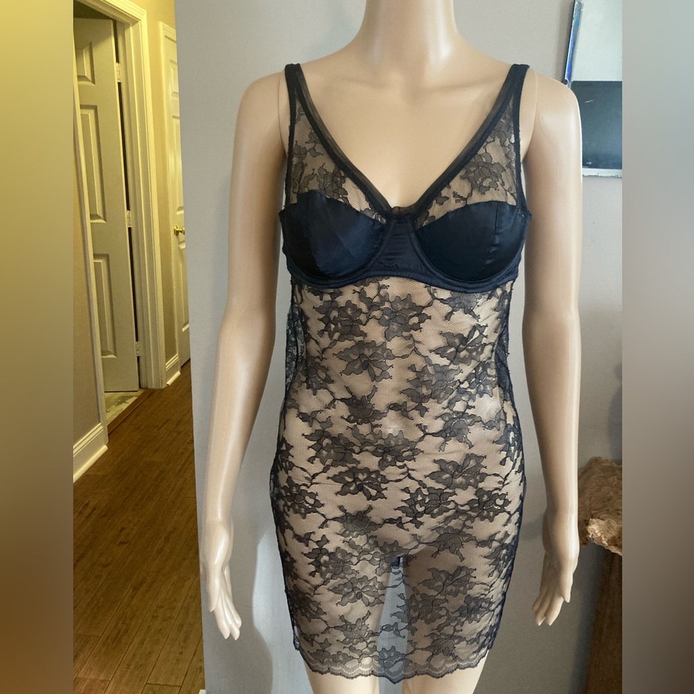 Victoria’s Secret Black Lace Slip, Size 36C NWT